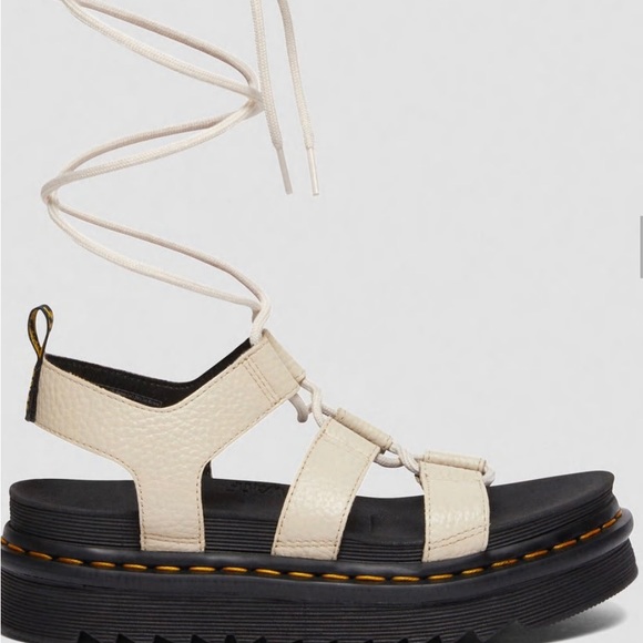 NWOT Dr Martens 'NARTILLA' AirWair Leather Strappy Sandals Black White Women’s - Picture 1 of 13